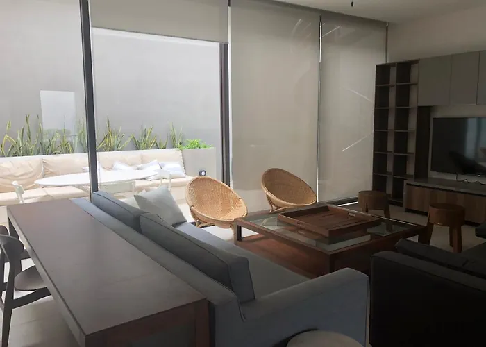 Aparthotel Luxurious In The Marina